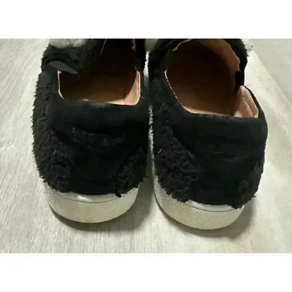 UGG RICCI POM POM WOMEN'S SLIP-ON SNEAKERS SHOES BLACK Size 7 - Picture 4 of 6